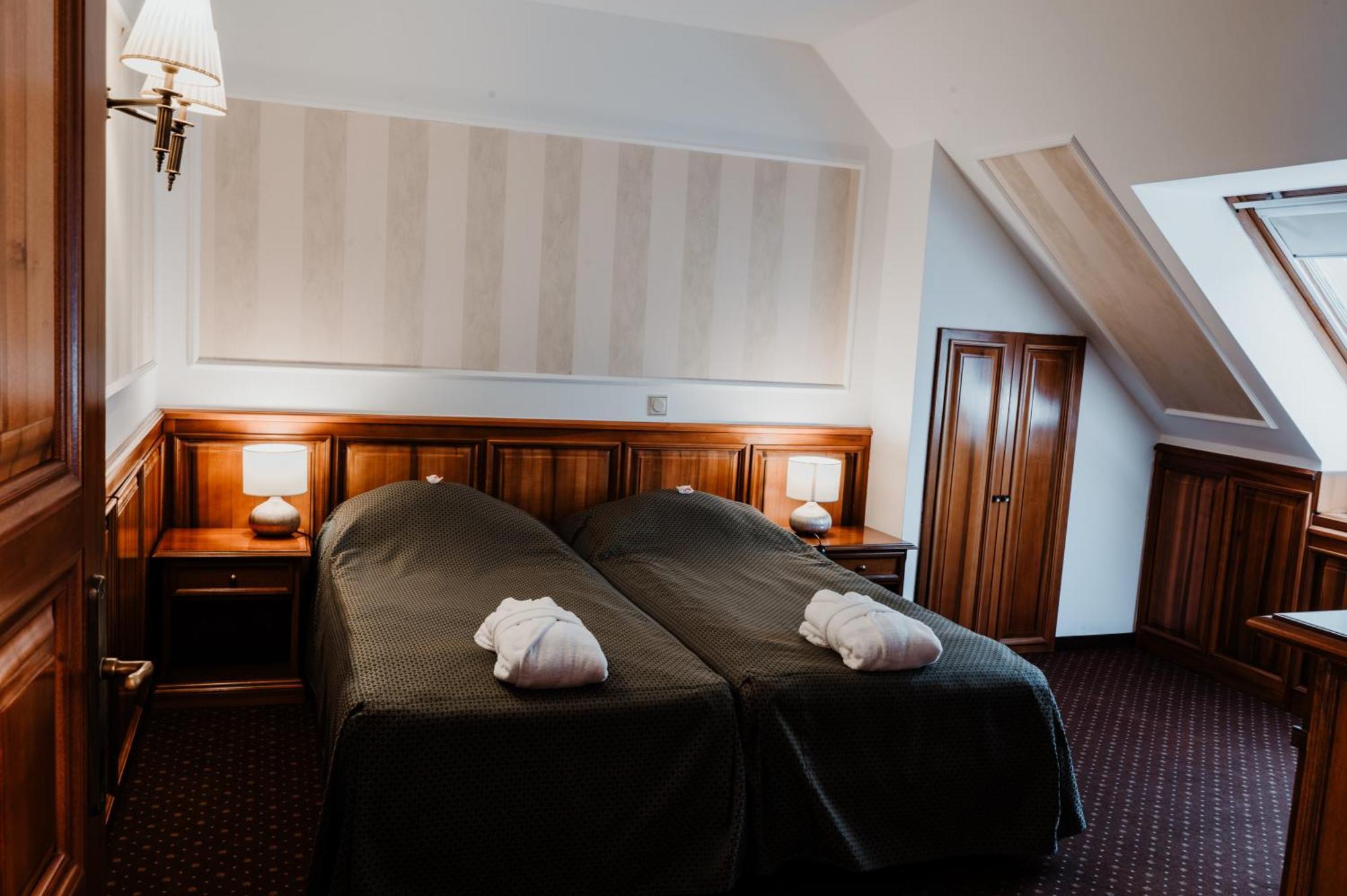 Kastelyhotel Sasvar Resort Parádsasvár Dış mekan fotoğraf